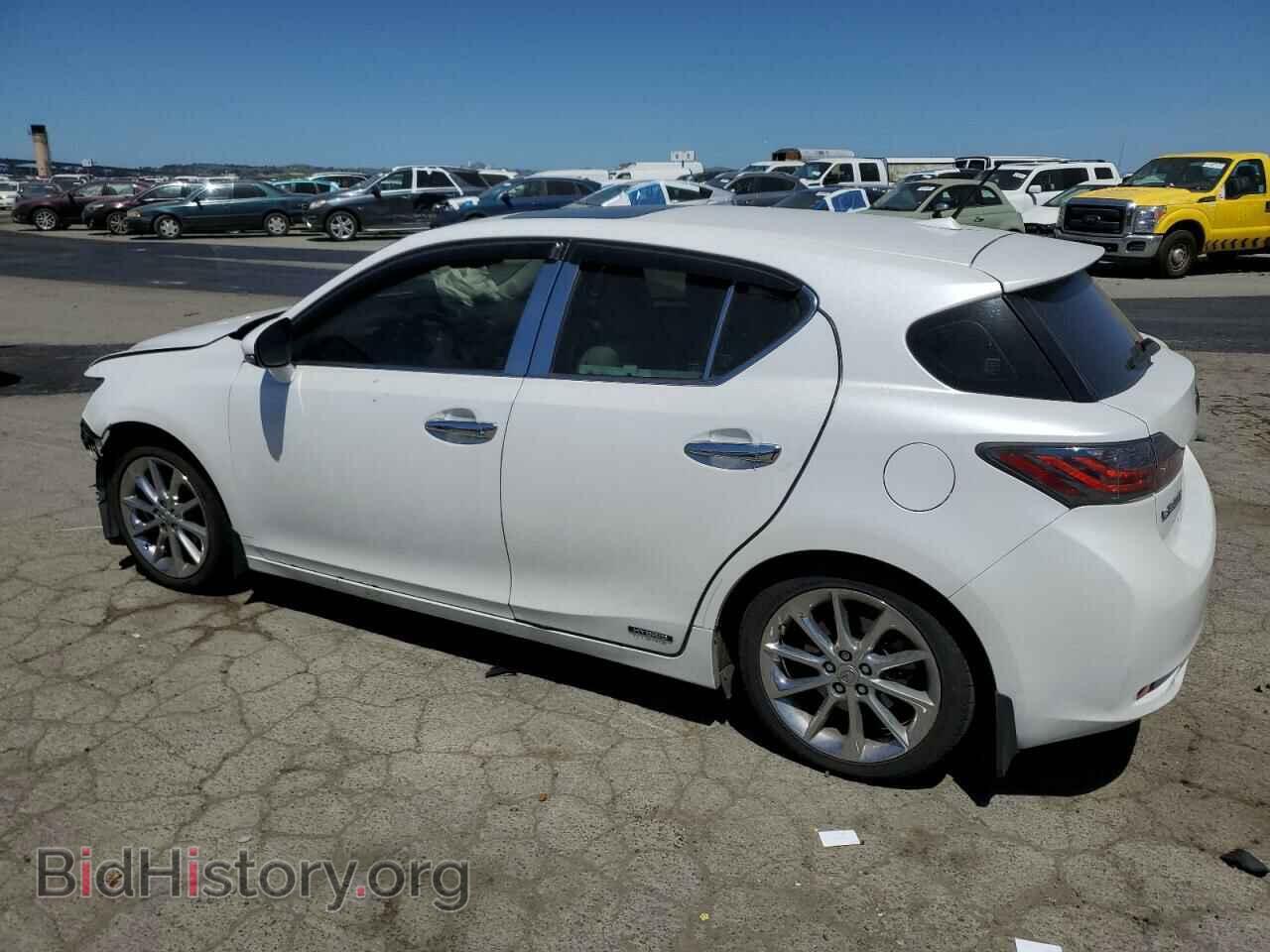2011 LEXUS CT 200 - VIN: JTHKD5BH2B2030751 - Фото 2