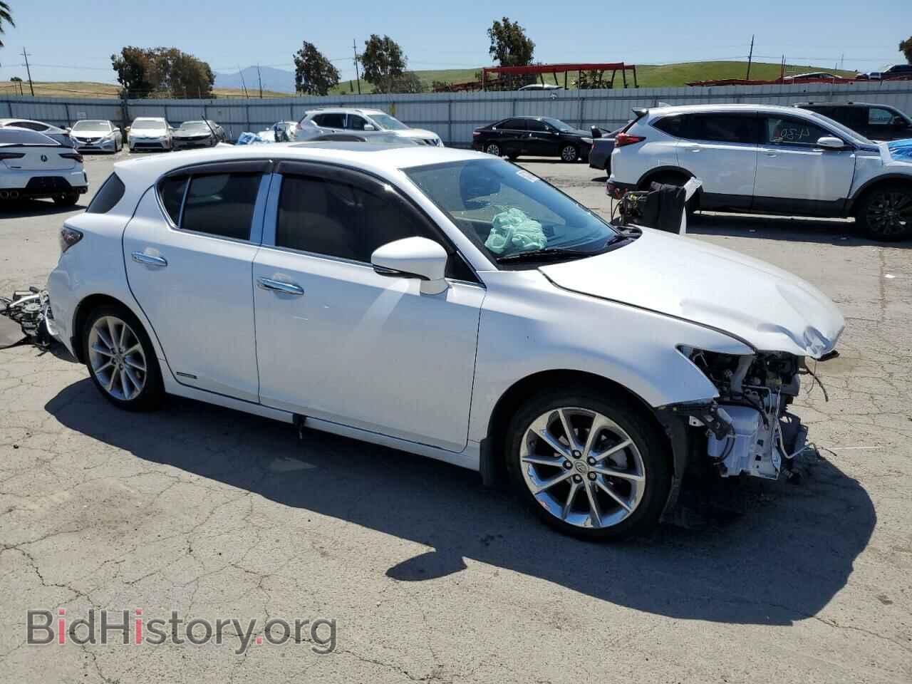 2011 LEXUS CT 200 - VIN: JTHKD5BH2B2030751 - Фото 4