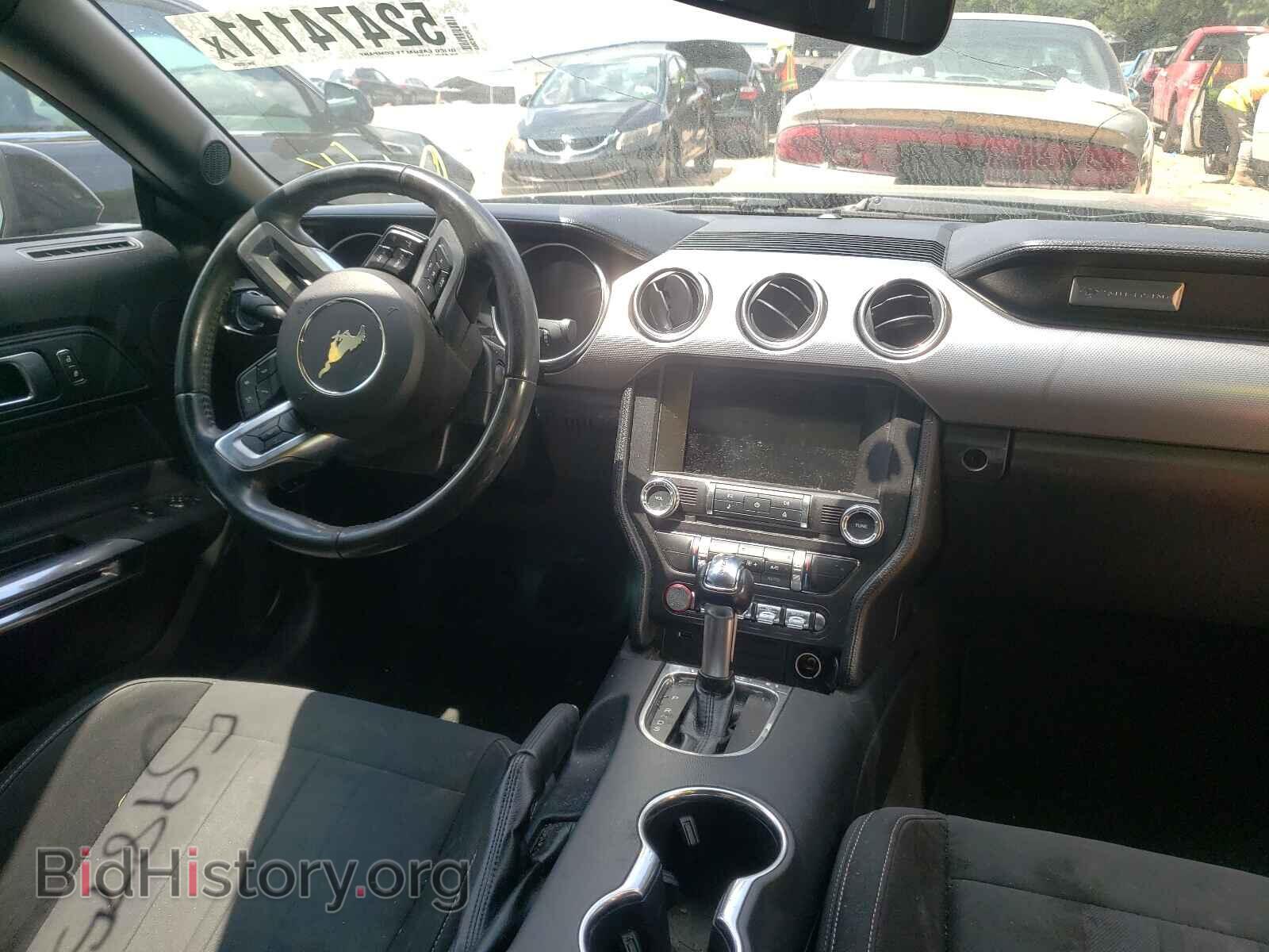 2018 FORD MUSTANG - VIN: 1FA6P8TH2J5121824 - Фото 9