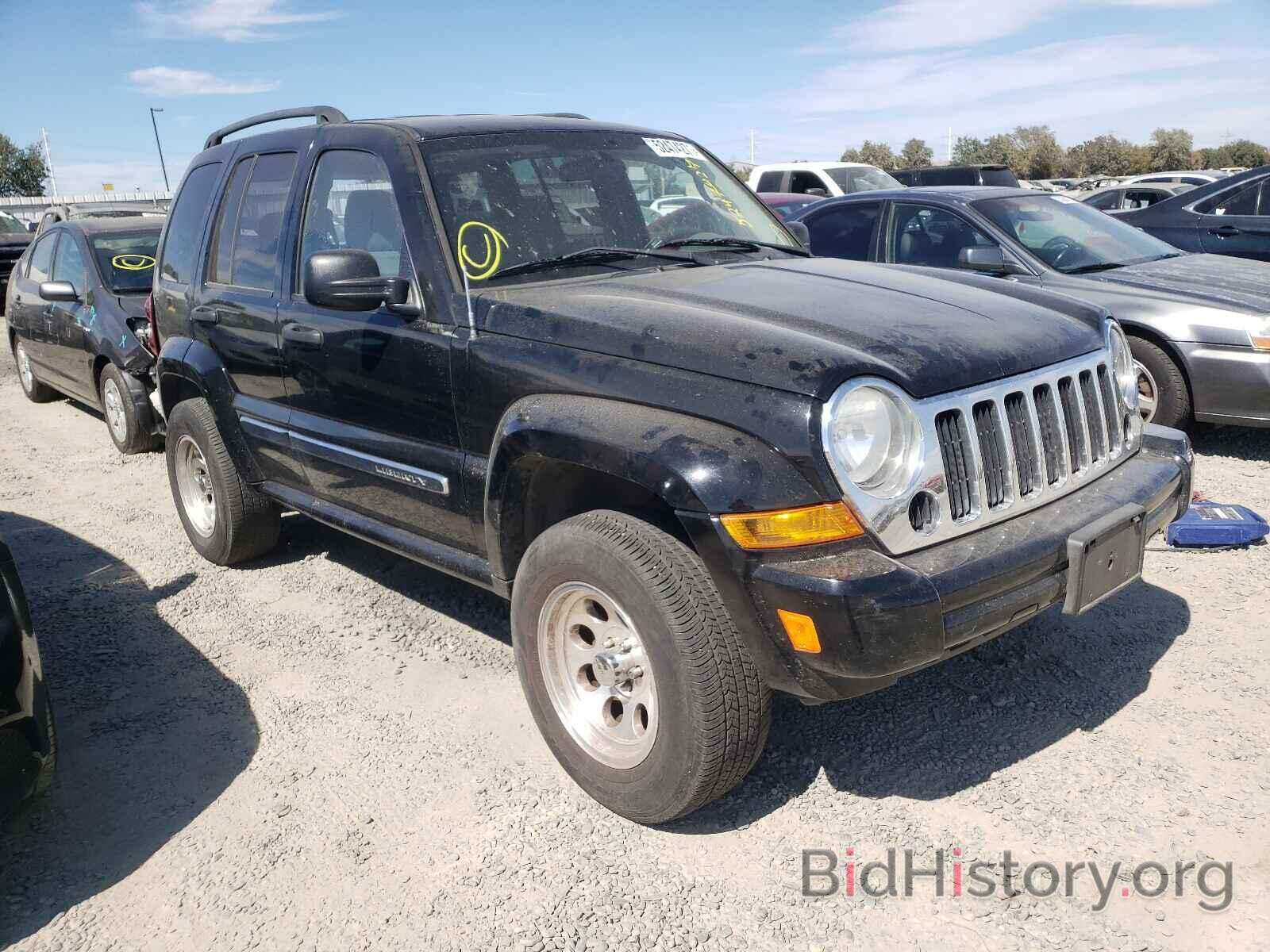 Photo 1J4GL48K07W671432 - JEEP LIBERTY 2007