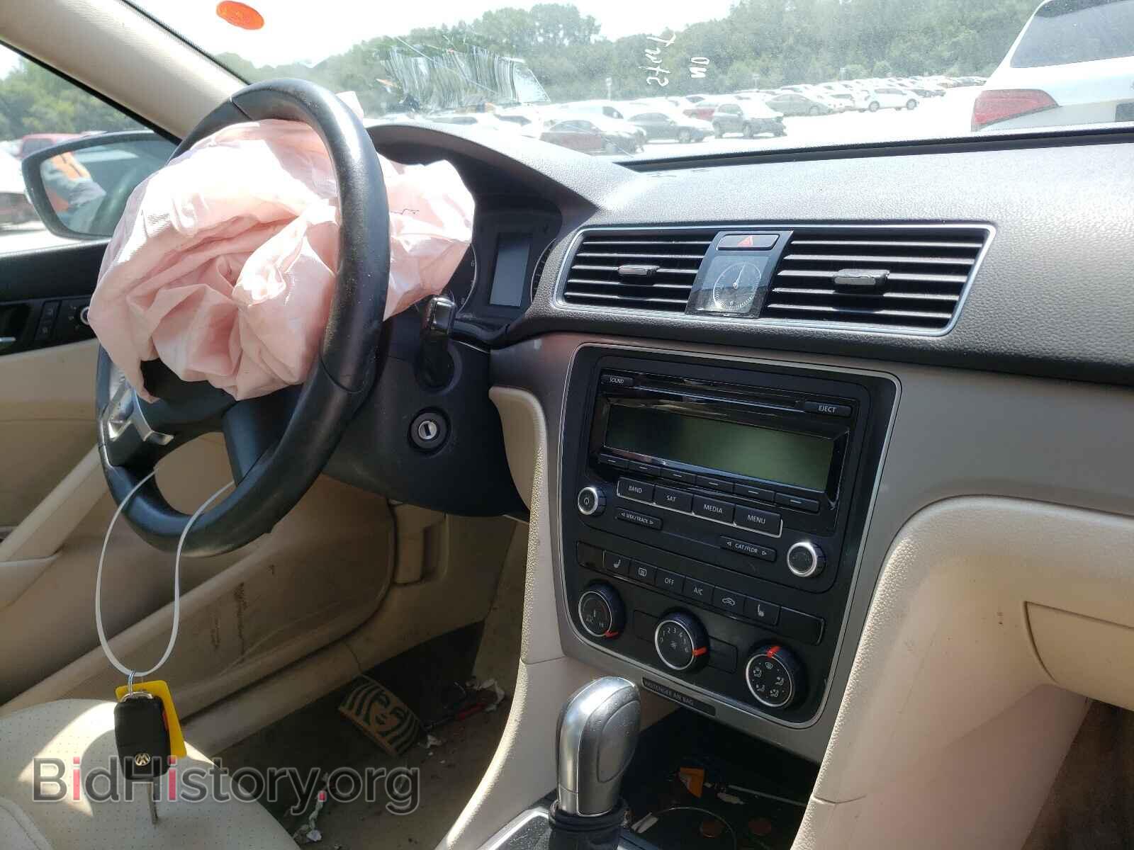2014 VOLKSWAGEN PASSAT - VIN: 1VWAT7A32EC037373 - Фото 9