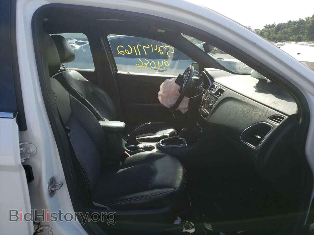2013 CHRYSLER 200 - VIN: 1C3CCBCG4DN545933 - Photo 5