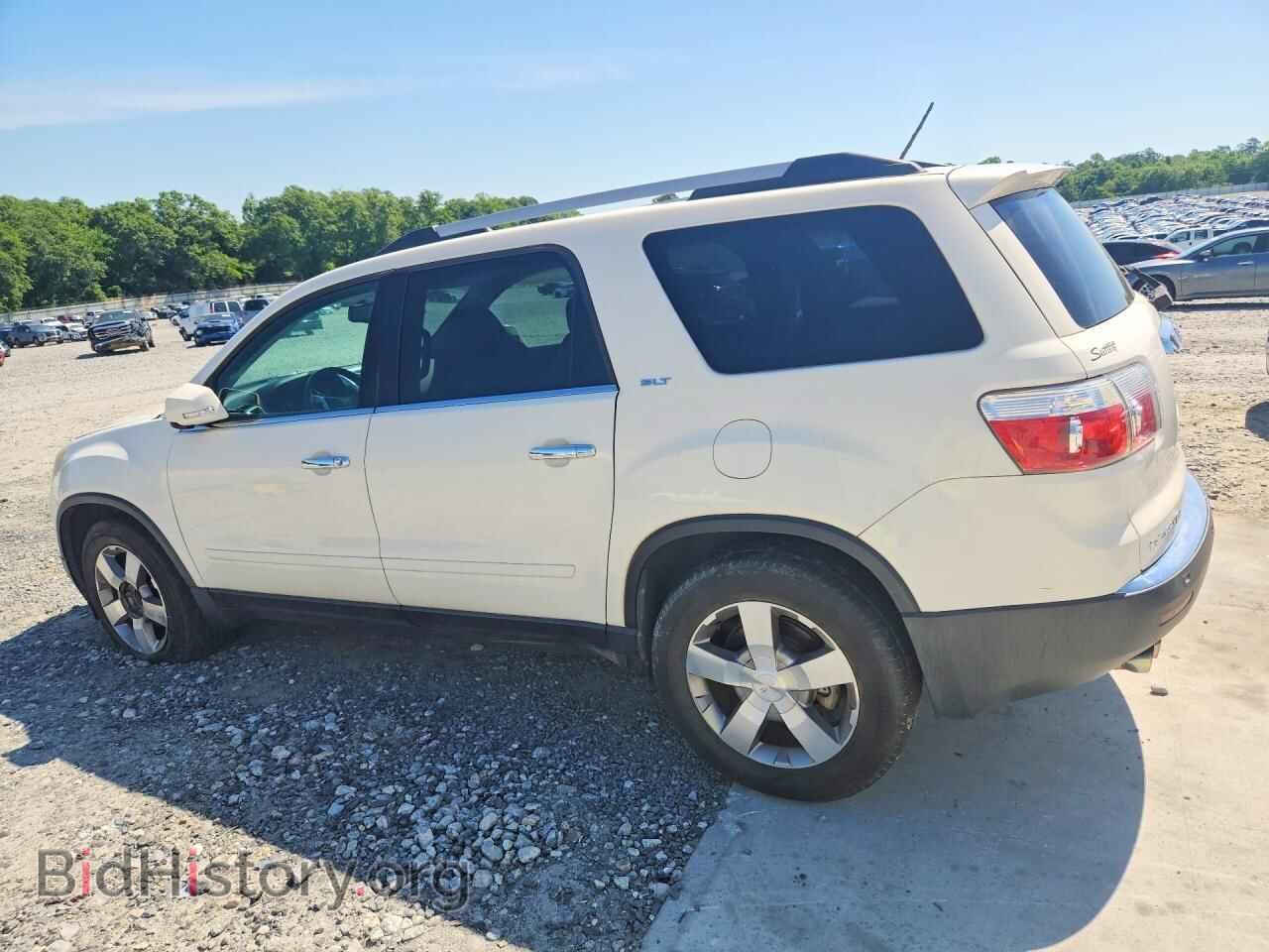 2011 GMC ACADIA - VIN: 1GKKRRED5BJ297895 - Фото 2