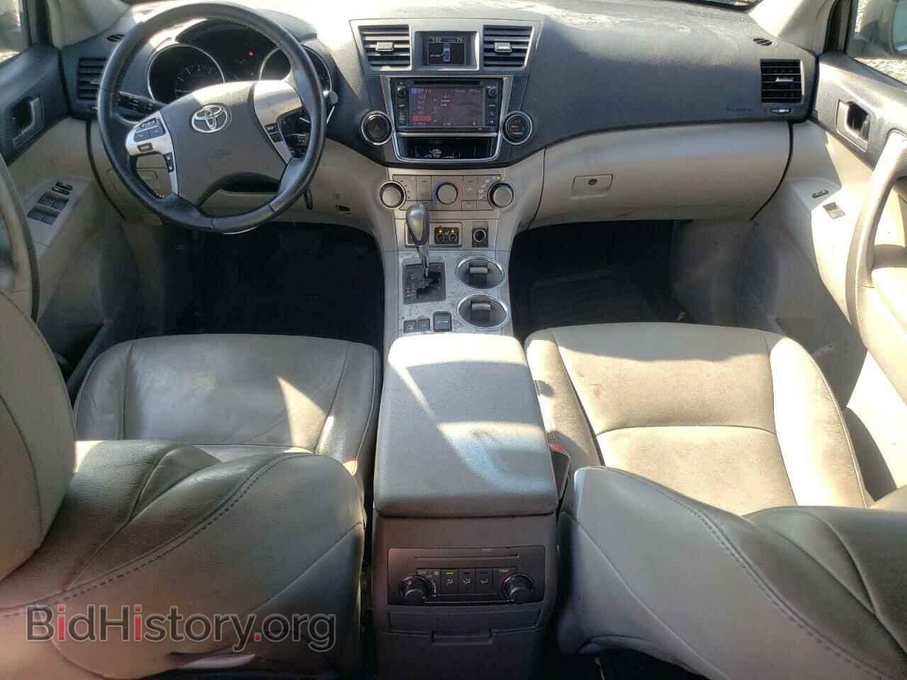 2013 TOYOTA HIGHLANDER - VIN: 5TDBK3EH8DS187008 - Фото 8