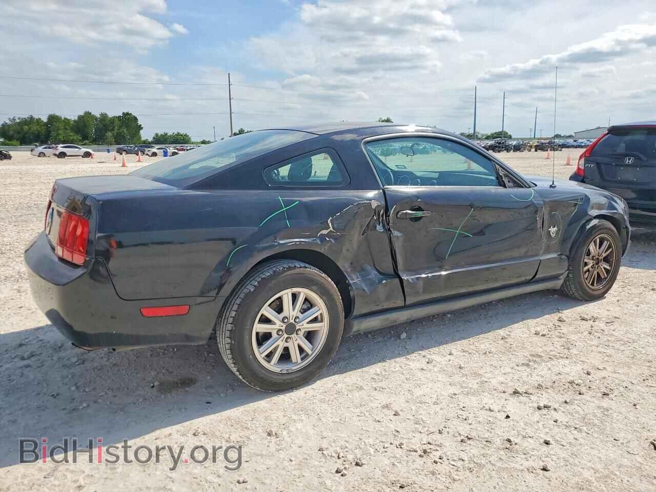 2009 FORD MUSTANG - VIN: 1ZVHT80N295121324 - Фото 3