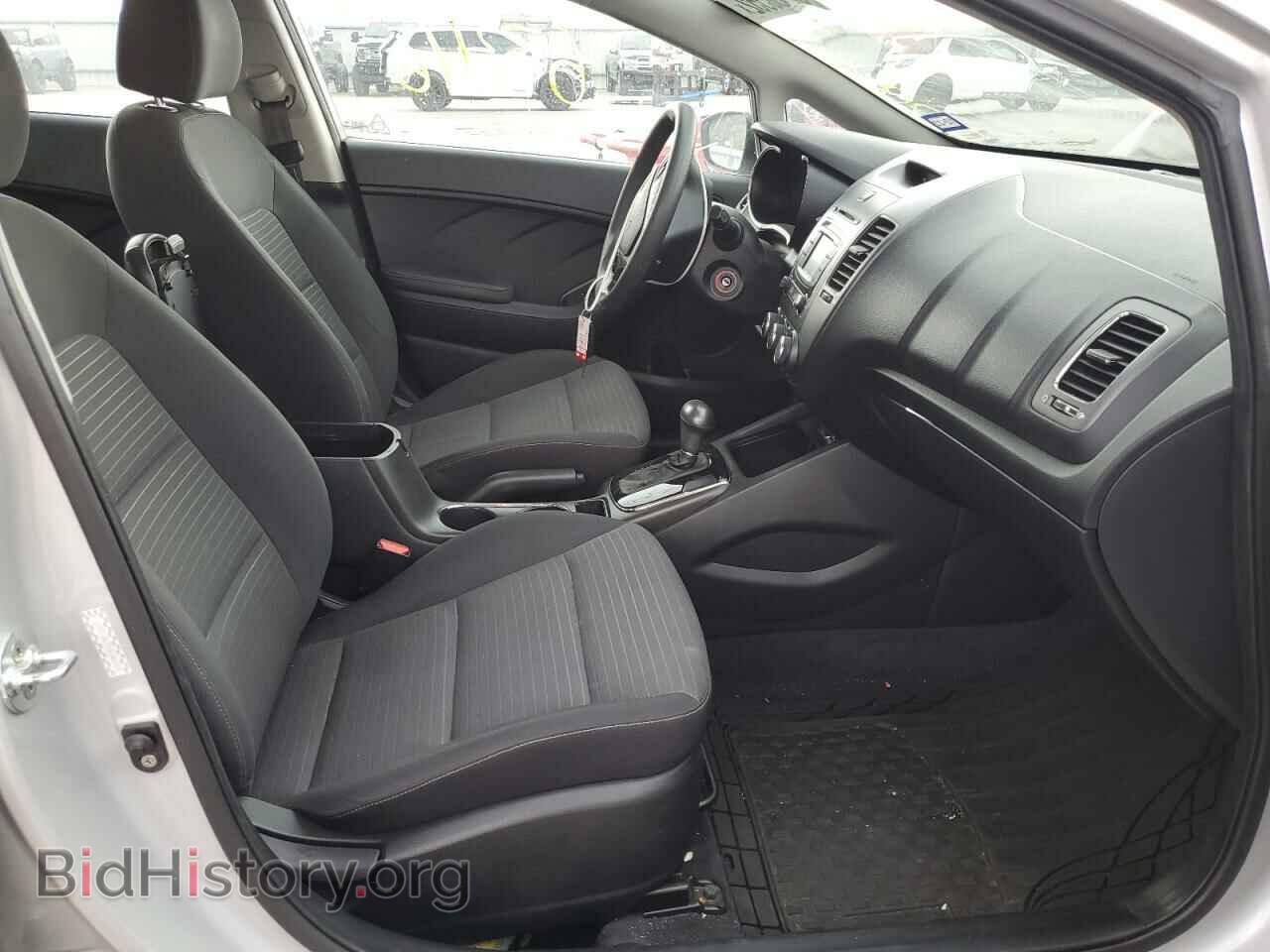 2017 KIA FORTE - VIN: 3KPFL4A77HE046965 - Photo 5