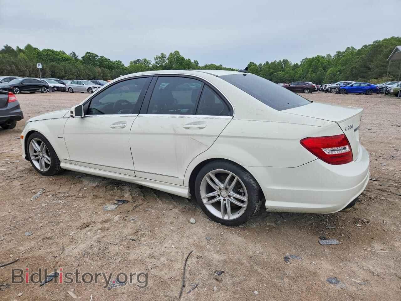 2012 MERCEDES-BENZ C-CLASS - VIN: WDDGF4HB6CA703164 - Фото 2