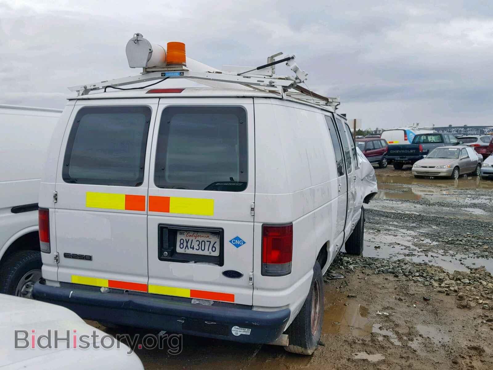 2010 FORD ECONOLINE - VIN: 1FTNE2EL3ADA17777 - Фото 4