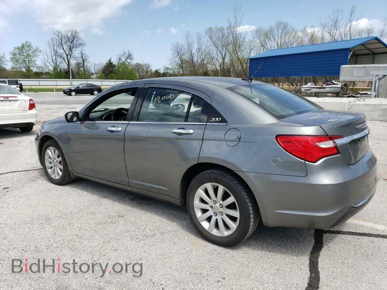 2013 CHRYSLER 200 - VIN: 1C3CCBCG1DN759729 - Фото 2