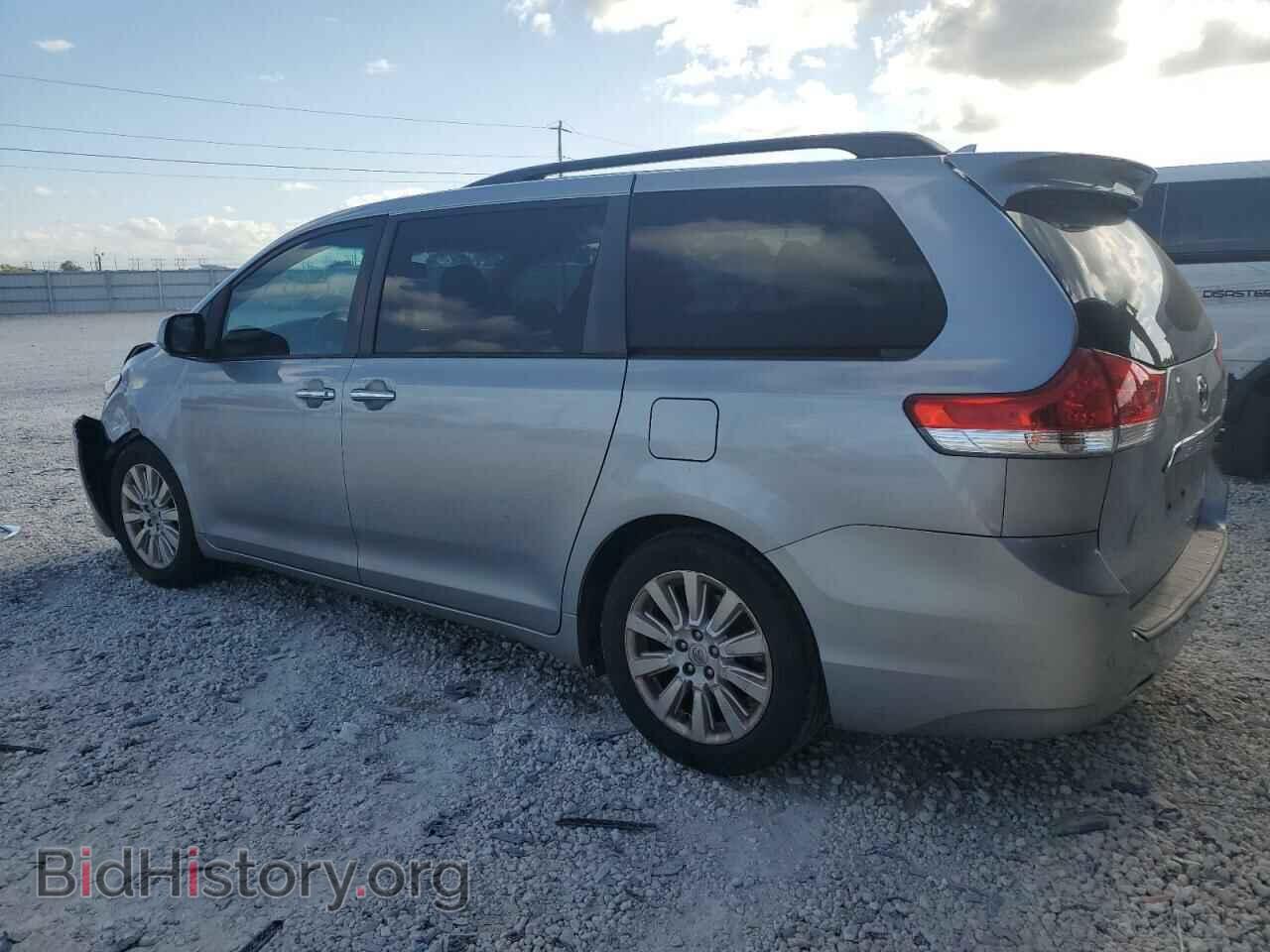 2011 TOYOTA All Models - VIN: 5TDYK3DC7BS080724 - Фото 2