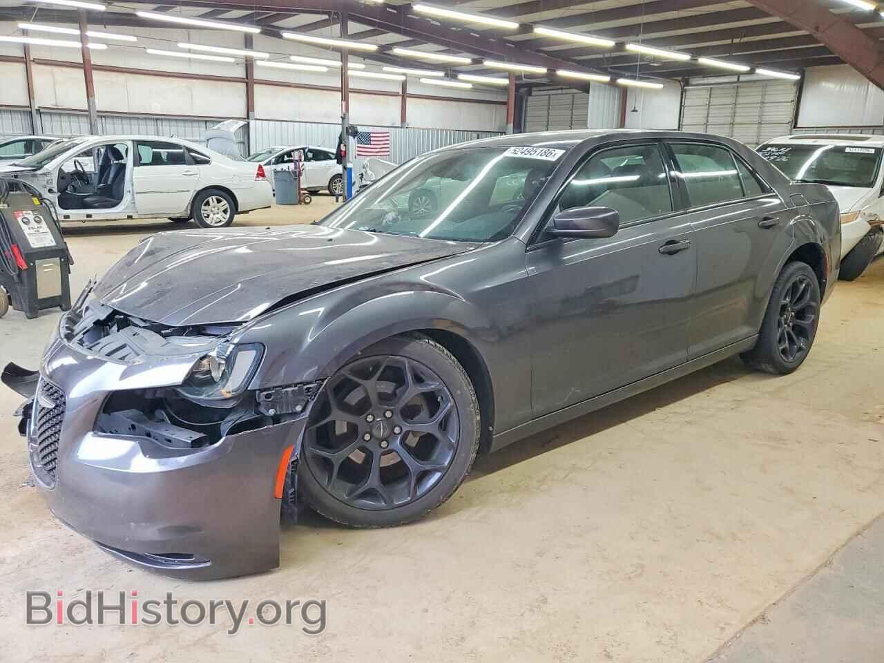 Фотография 2C3CCABG8KH682794 - CHRYSLER 300 2019