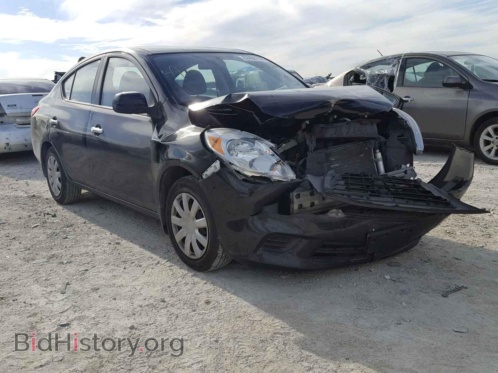 Фотография  - NISSAN VERSA 2012