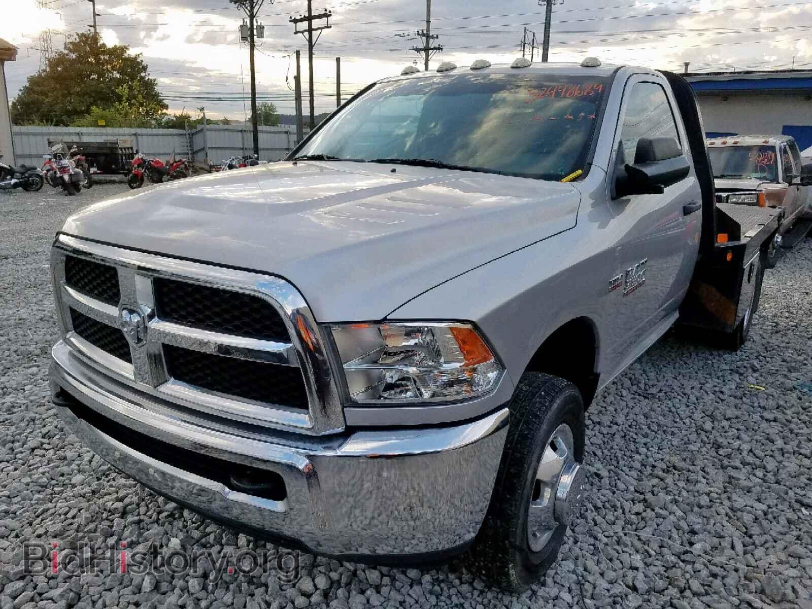 2015 RAM 3500 - VIN: 3C7WRTAJ9FG691108 - Фото 2