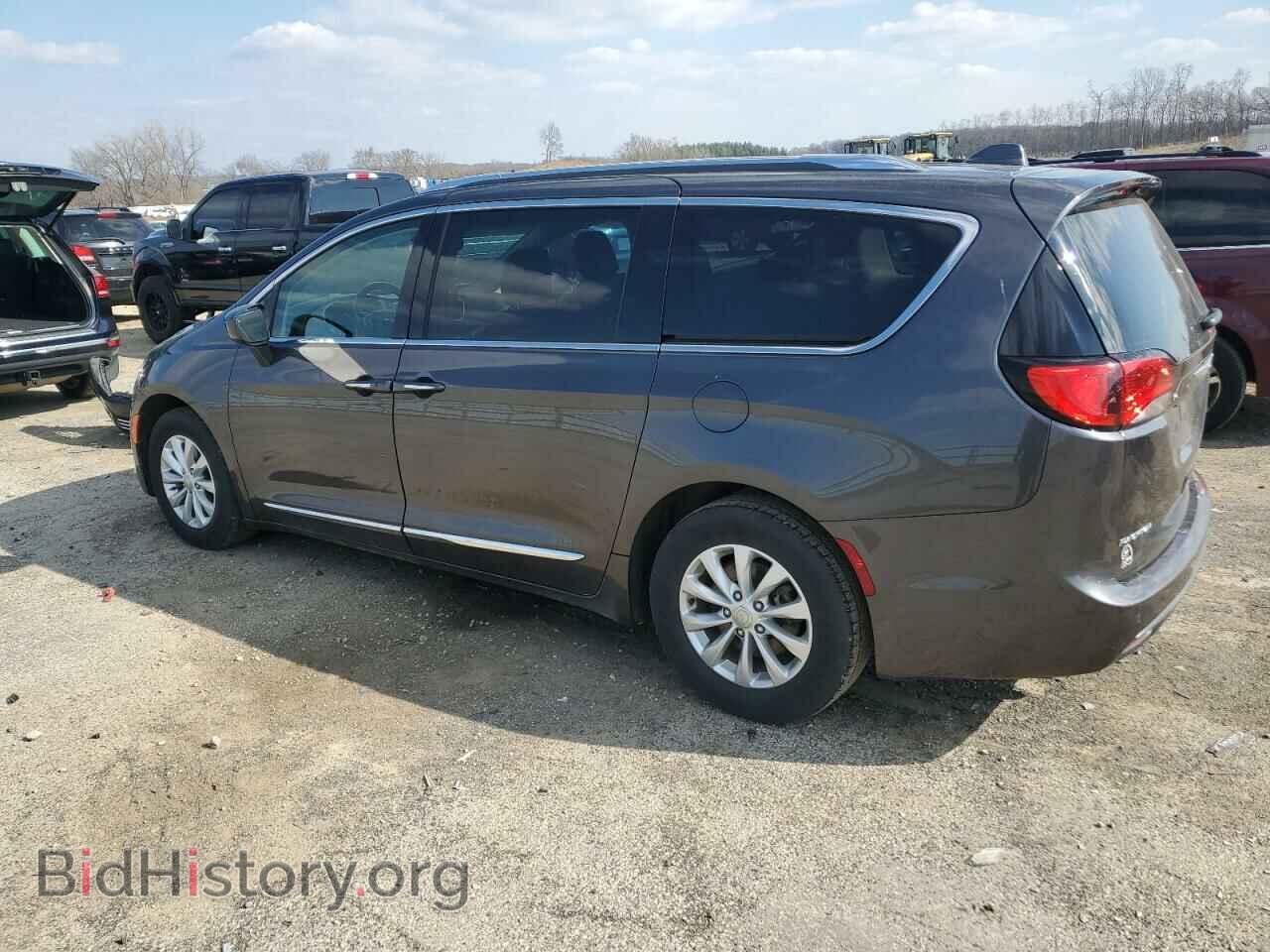 2019 CHRYSLER PACIFICA - VIN: 2C4RC1BG9KR634530 - Photo 2