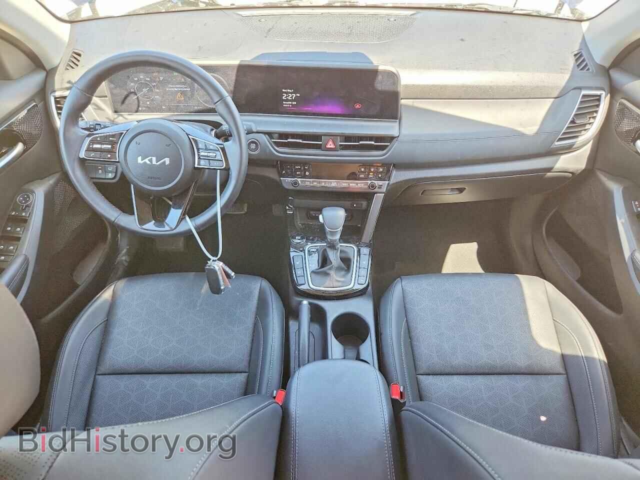 2025 KIA SELTOS - VIN: KNDERCAAXS7702793 - Фото 8