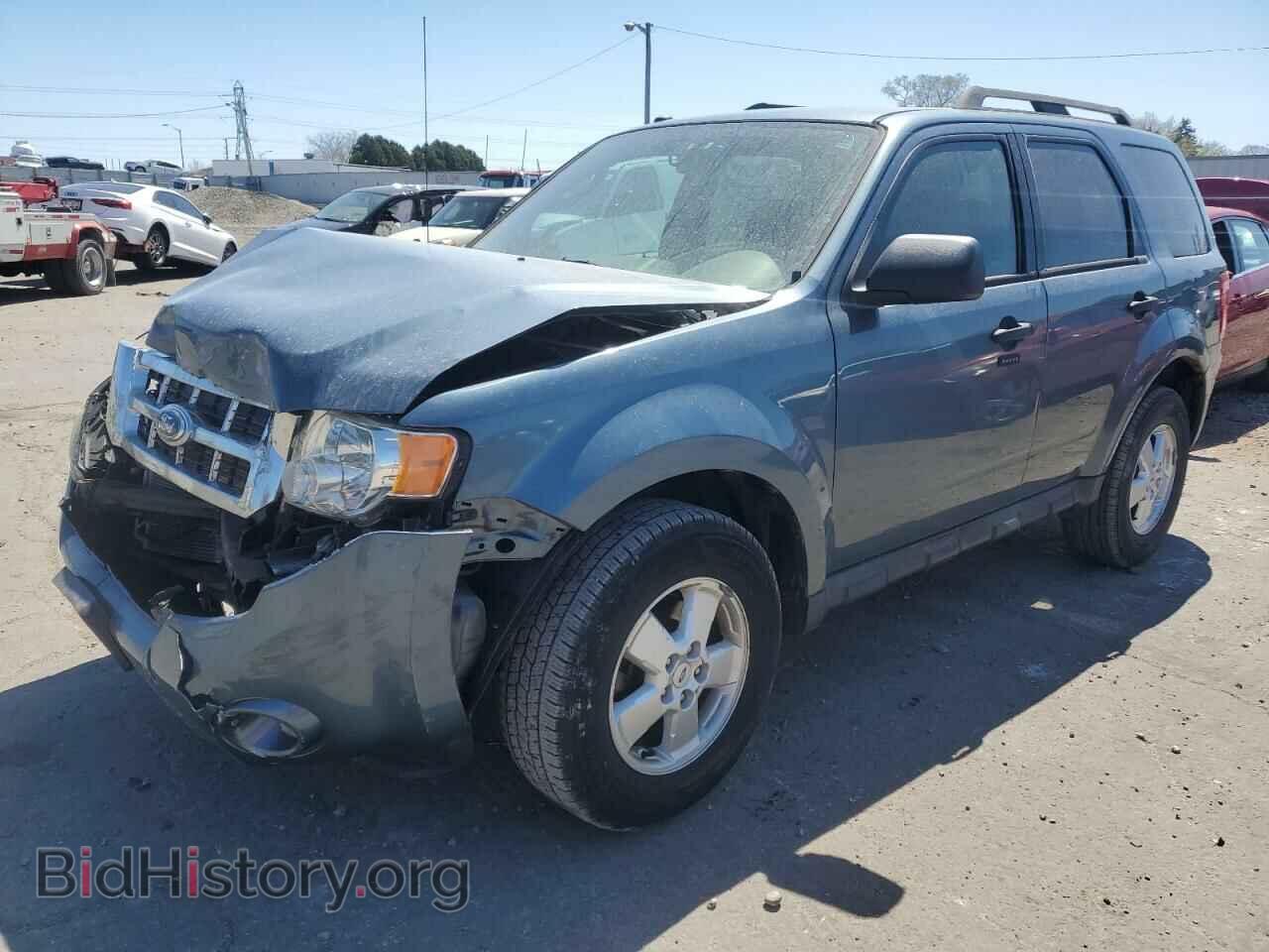 Фотография 1FMCU0D77BKA26123 - FORD ESCAPE 2011