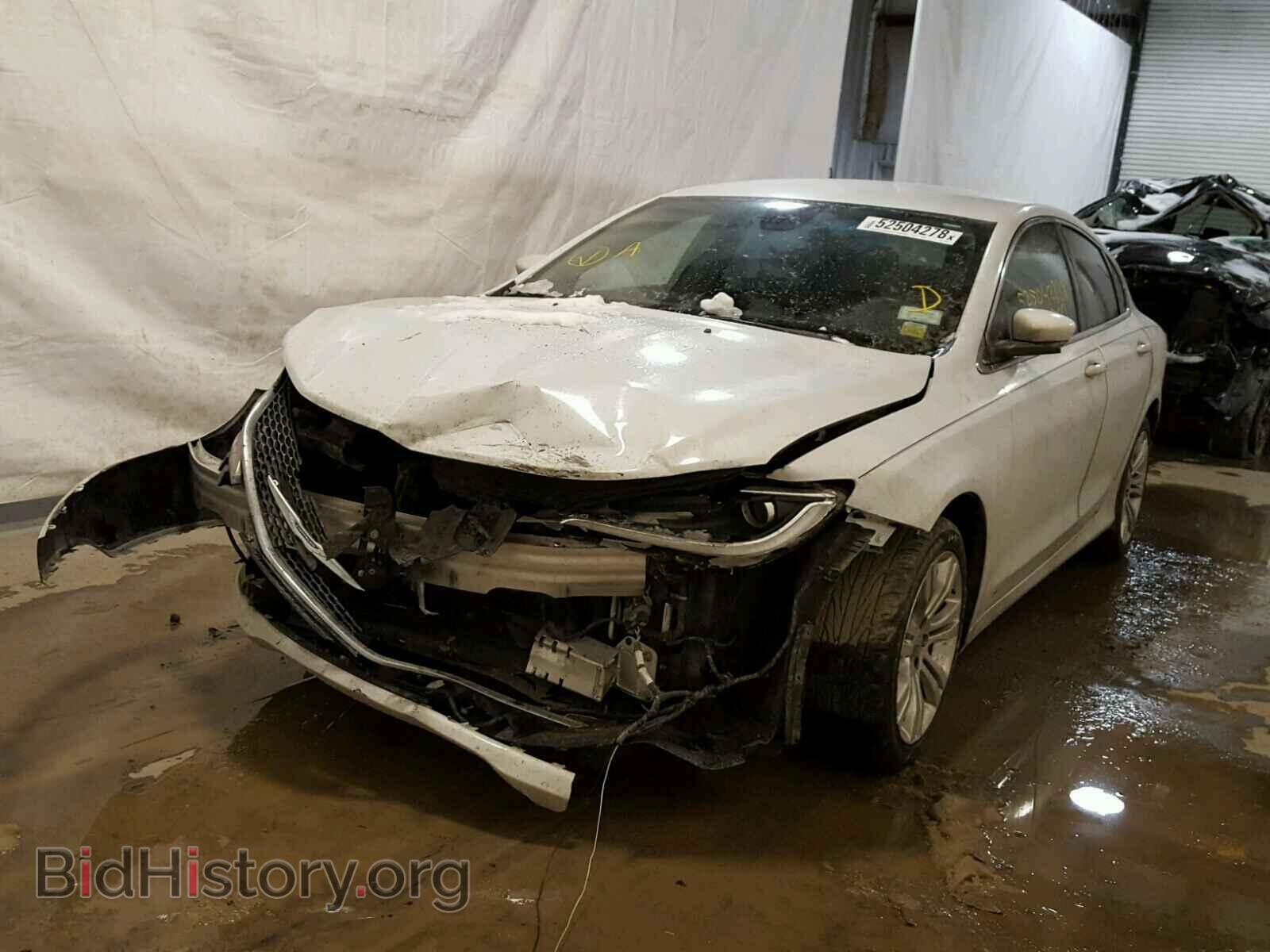 2015 CHRYSLER 200 - VIN: 1C3CCCAB3FN717708 - Photo 2
