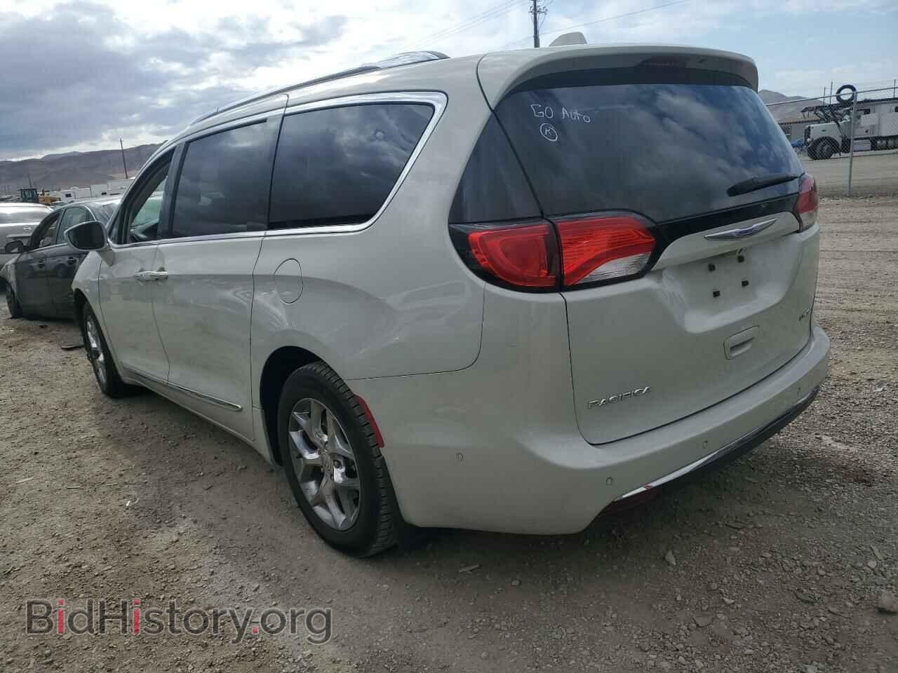 2017 CHRYSLER PACIFICA - VIN: 2C4RC1GG1HR735451 - Фото 2