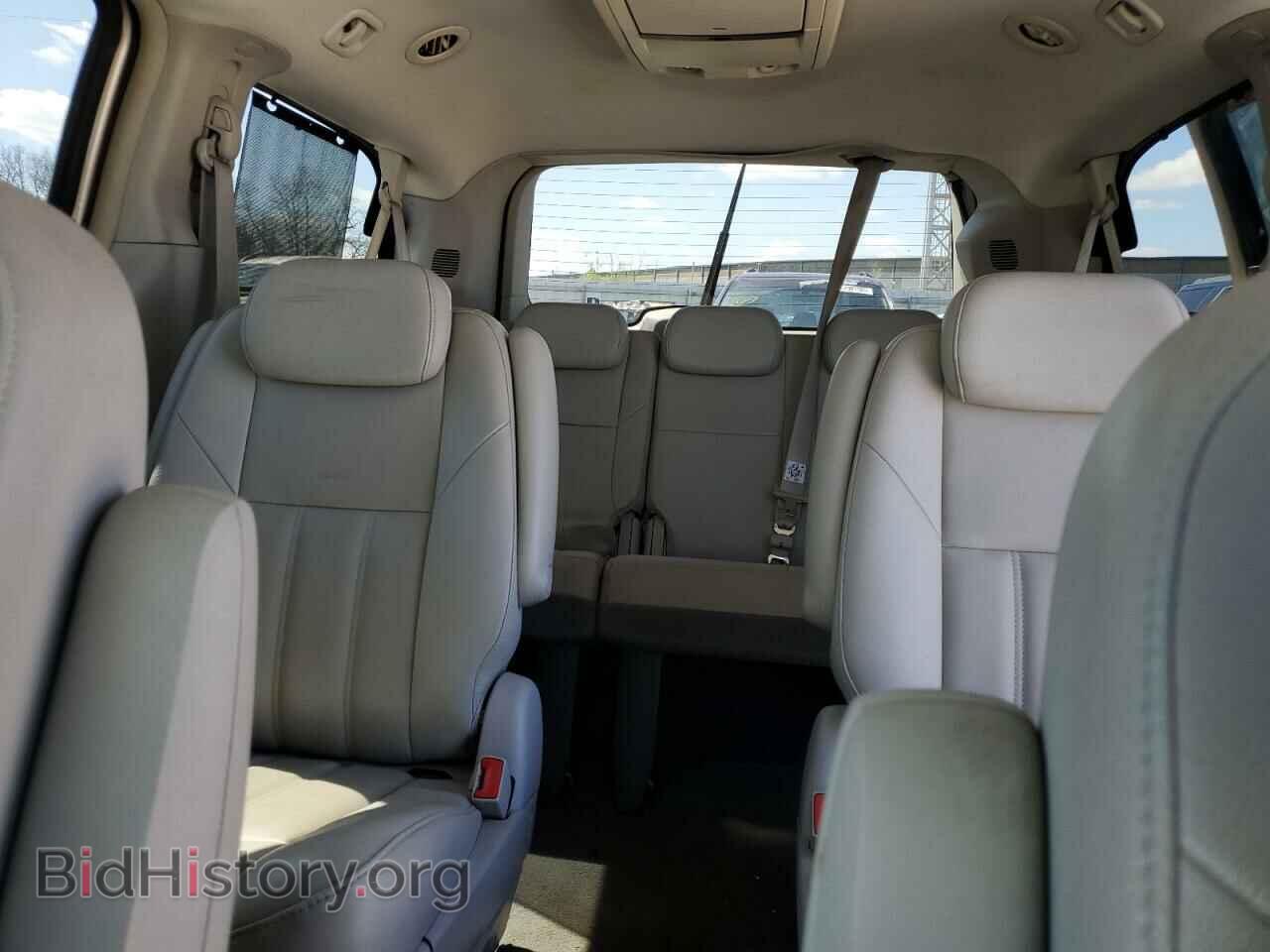 2009 CHRYSLER MINIVAN - VIN: 2A8HR54119R509373 - Фото 10
