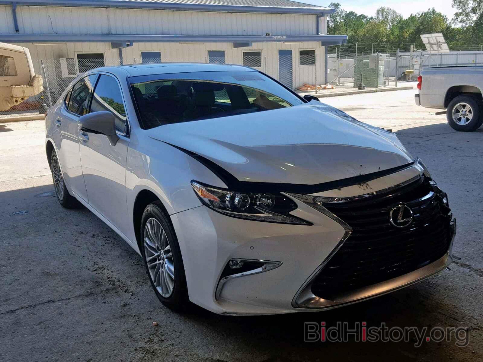 Photo JTHBK1GG6G2219229 - LEXUS ES350 2016