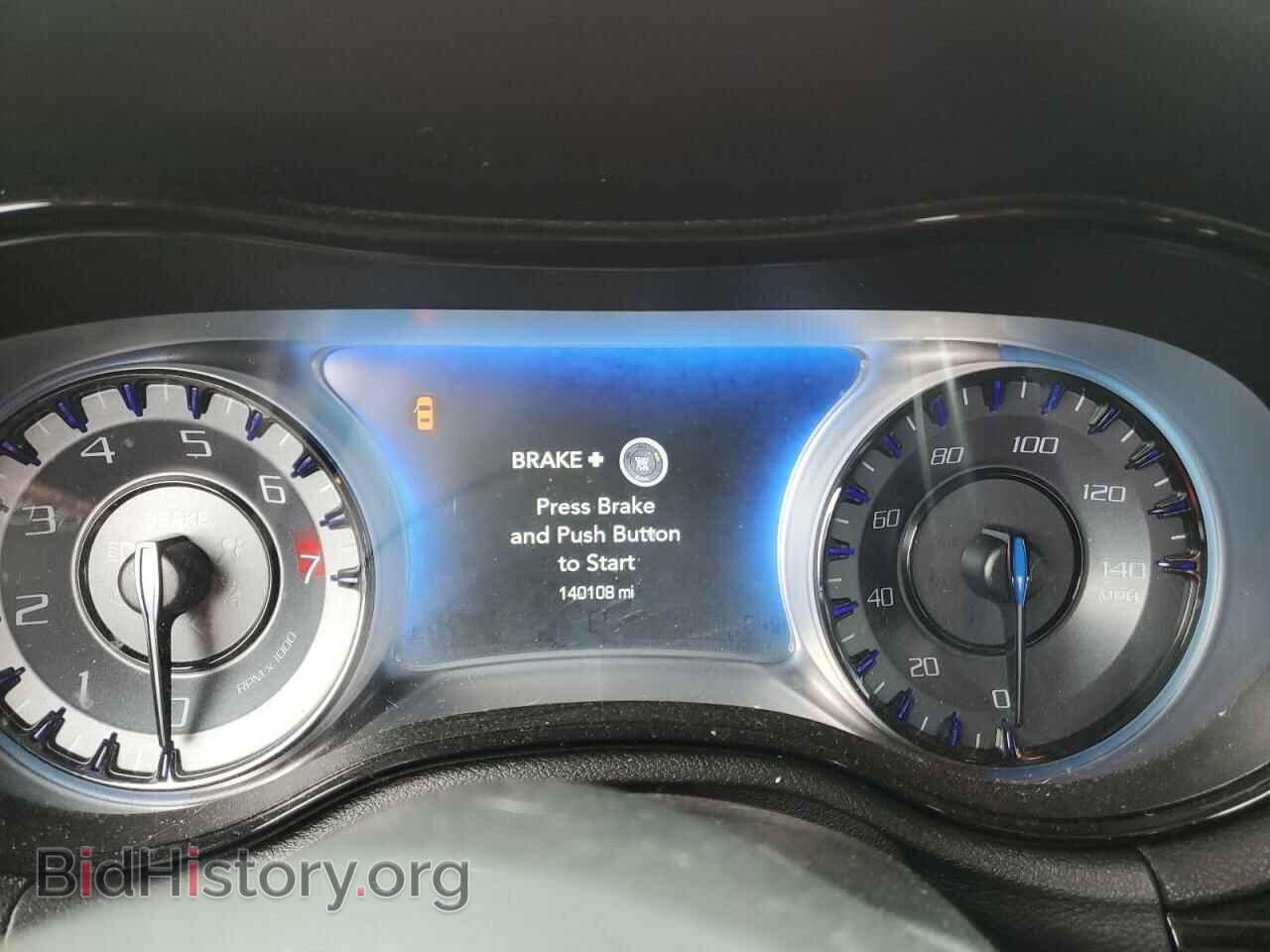 2017 CHRYSLER 300 - VIN: 2C3CCABG3HH647525 - Фото 9