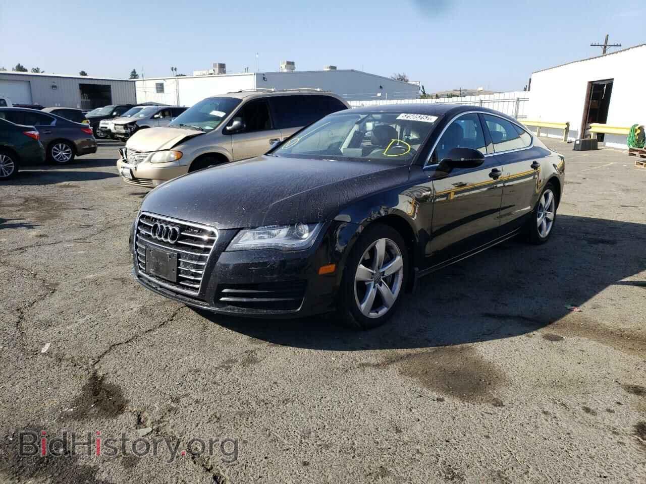 2012 AUDI A7 - VIN: WAUYGAFC2CN063398 - Фото 2
