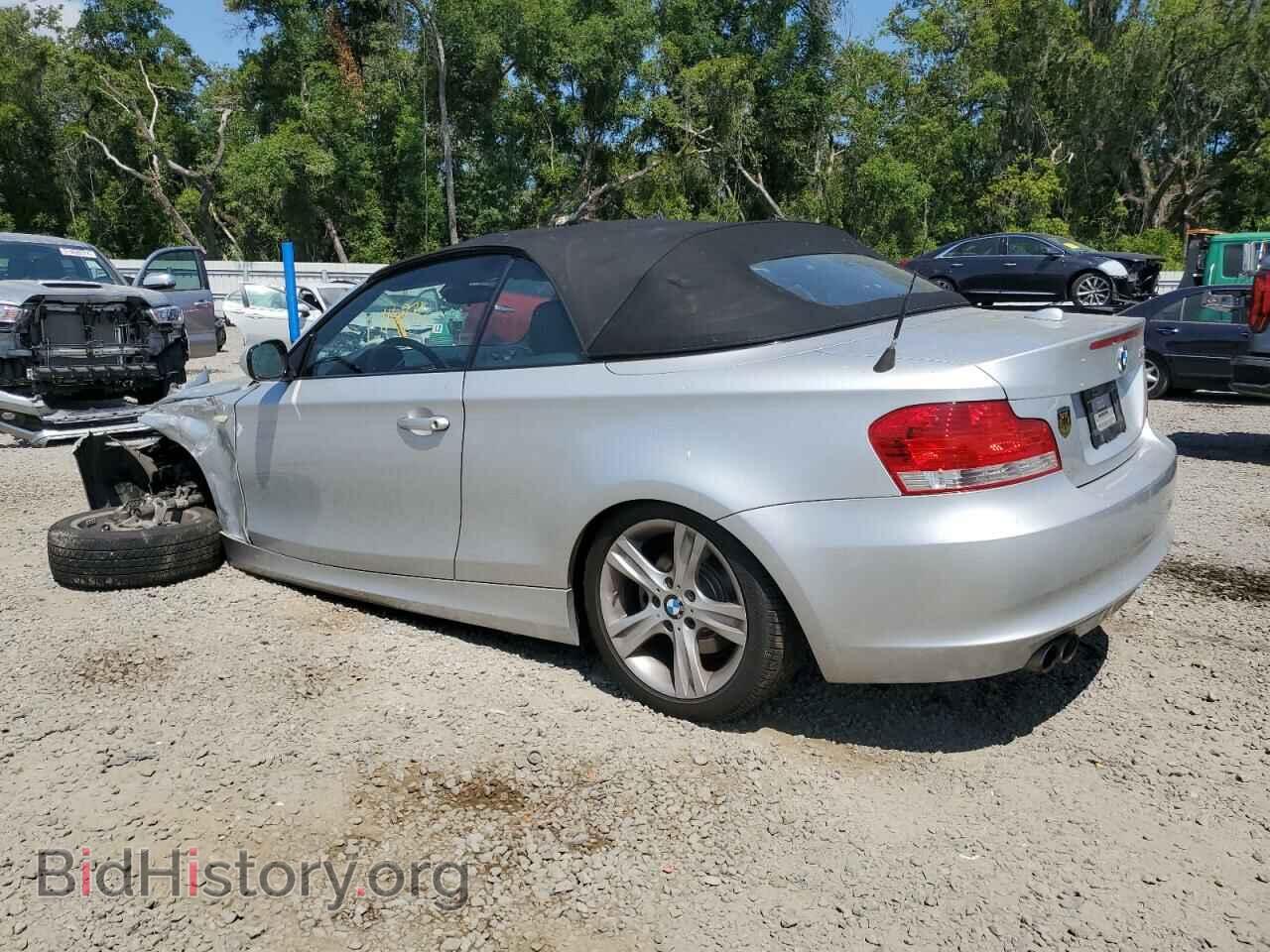 2011 BMW 1 SERIES - VIN: WBAUL7C55BVM80905 - Фото 2