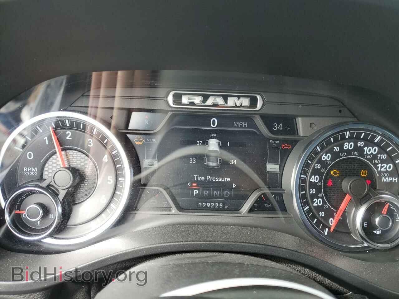 2019 RAM 1500 - VIN: 1C6SRFJT3KN786593 - Фото 9