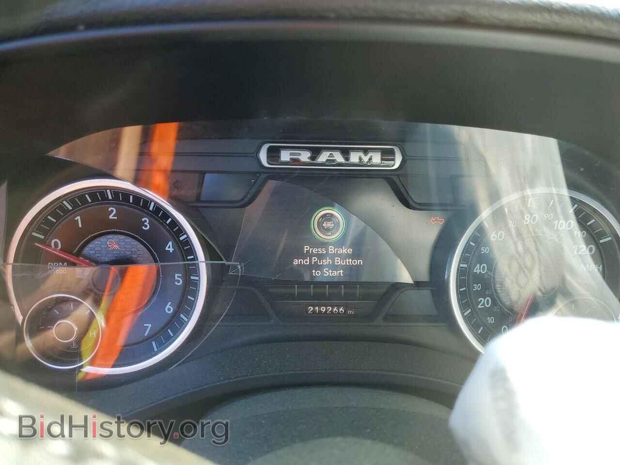 2020 RAM 1500 - VIN: 1C6SRFDT4LN295947 - Фото 9