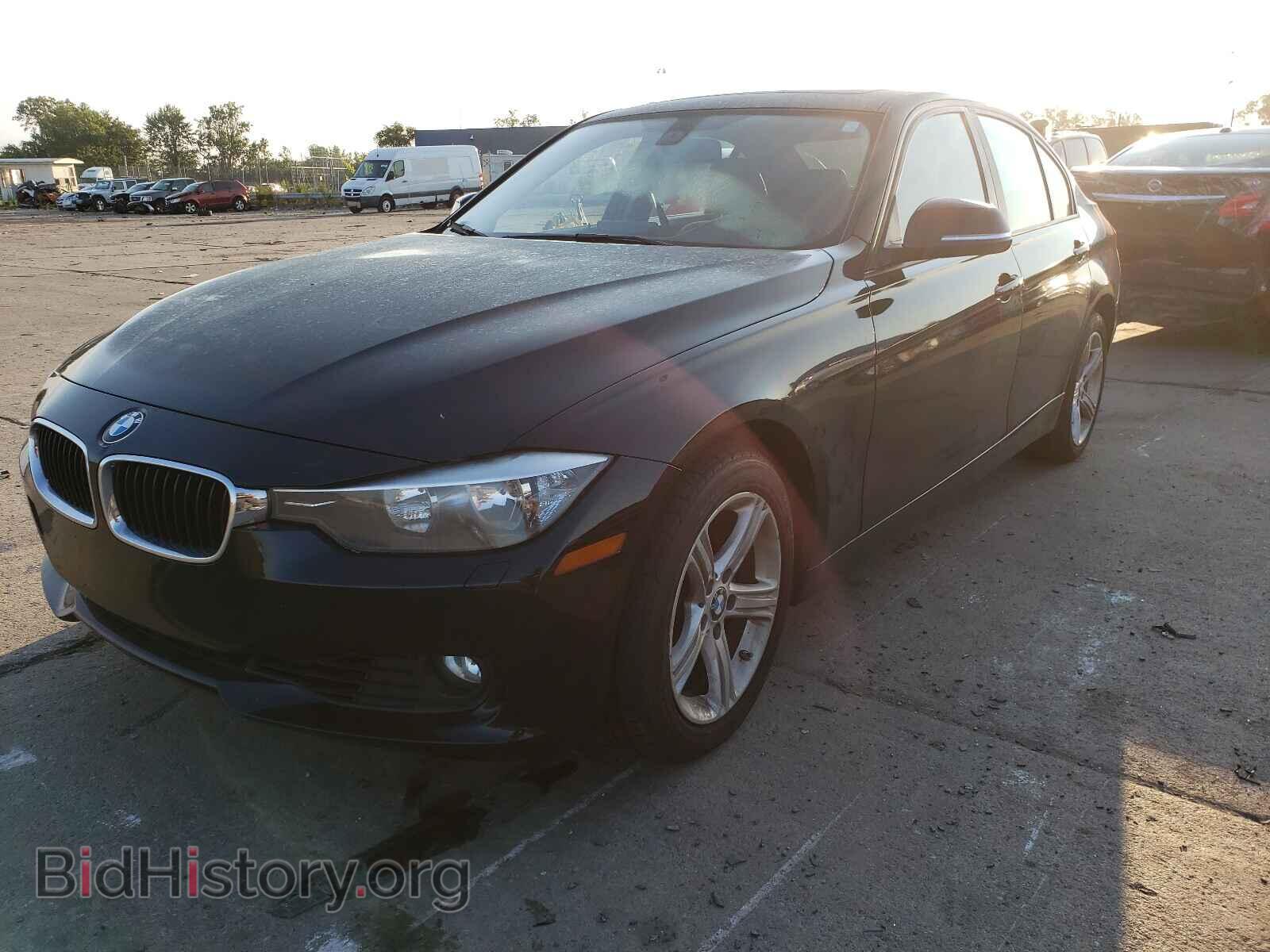 2013 BMW 3 SERIES - VIN: WBA3B3C52DF531300 - Фото 2