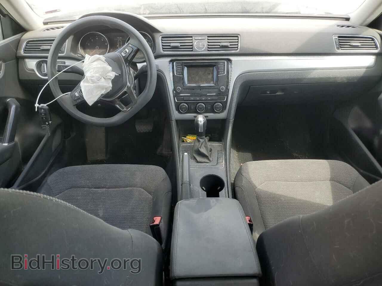 2017 VOLKSWAGEN PASSAT - VIN: 1VWAT7A37HC007323 - Фото 8