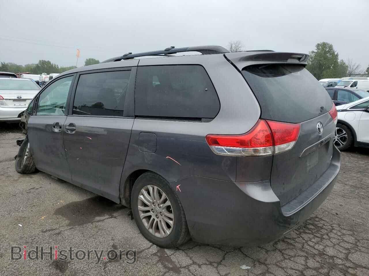 2011 TOYOTA All Models - VIN: 5TDYK3DC6BS060822 - Фото 2