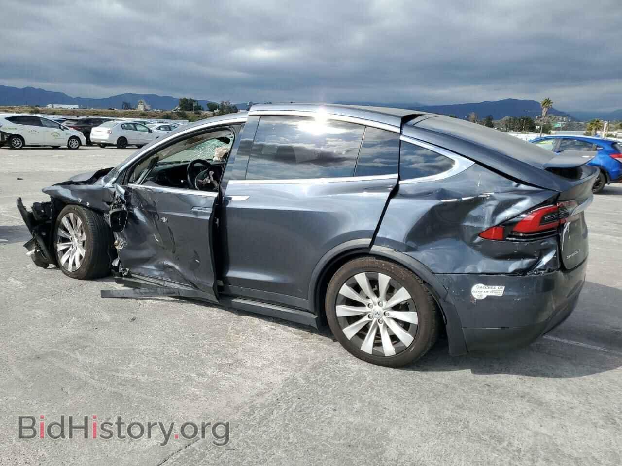 2016 TESLA MODEL X - VIN: 5YJXCBE24GF017682 - Фото 2