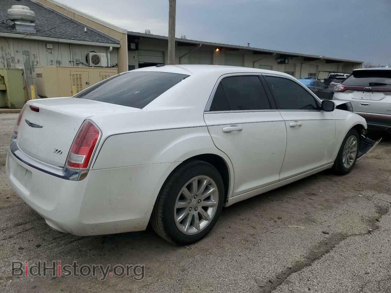2014 CHRYSLER 300 - VIN: 2C3CCAAG9EH376483 - Фото 3
