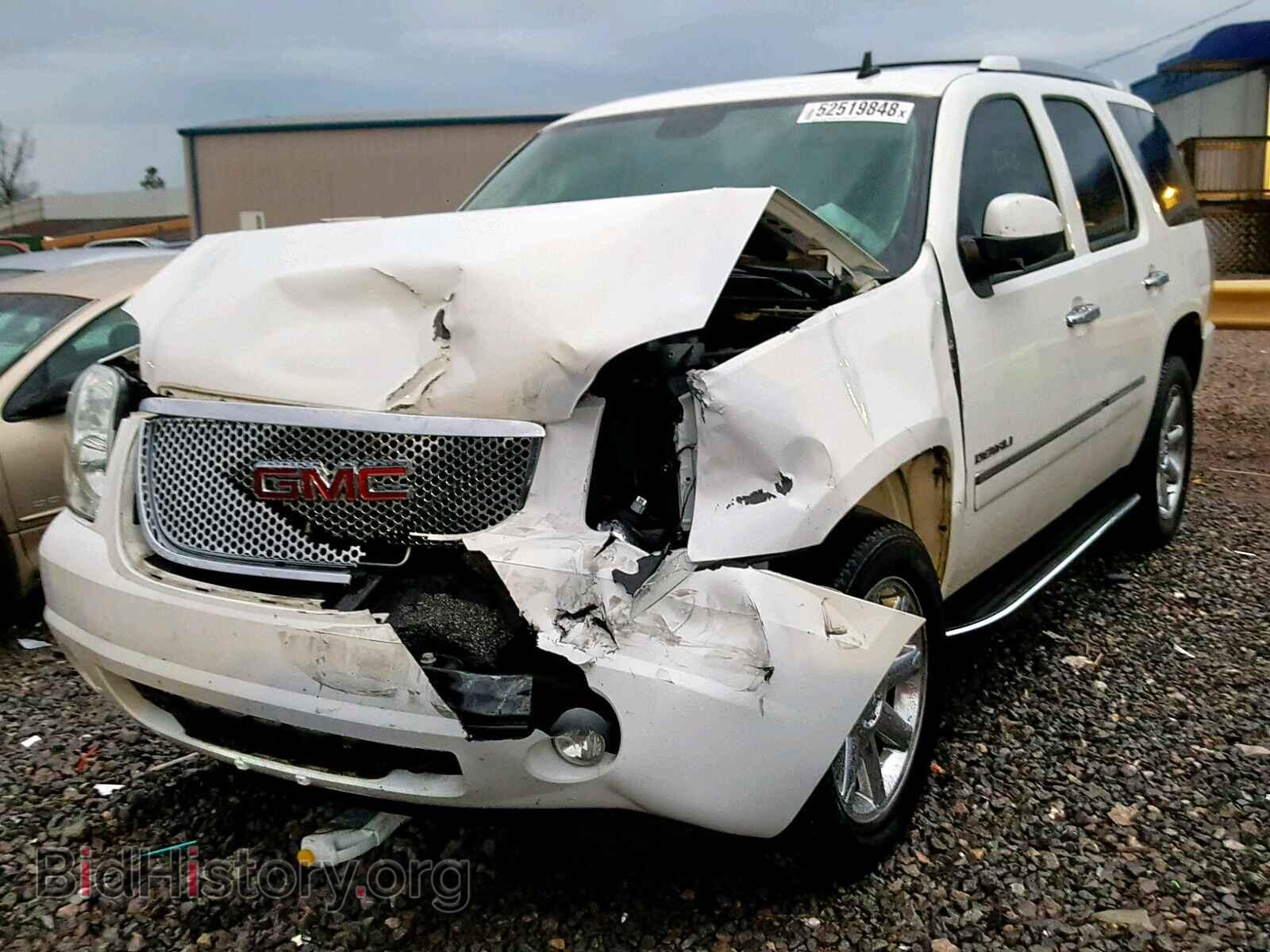 2014 GMC YUKON DENA - VIN: 1GKS2EEF1ER178195 - Фото 2