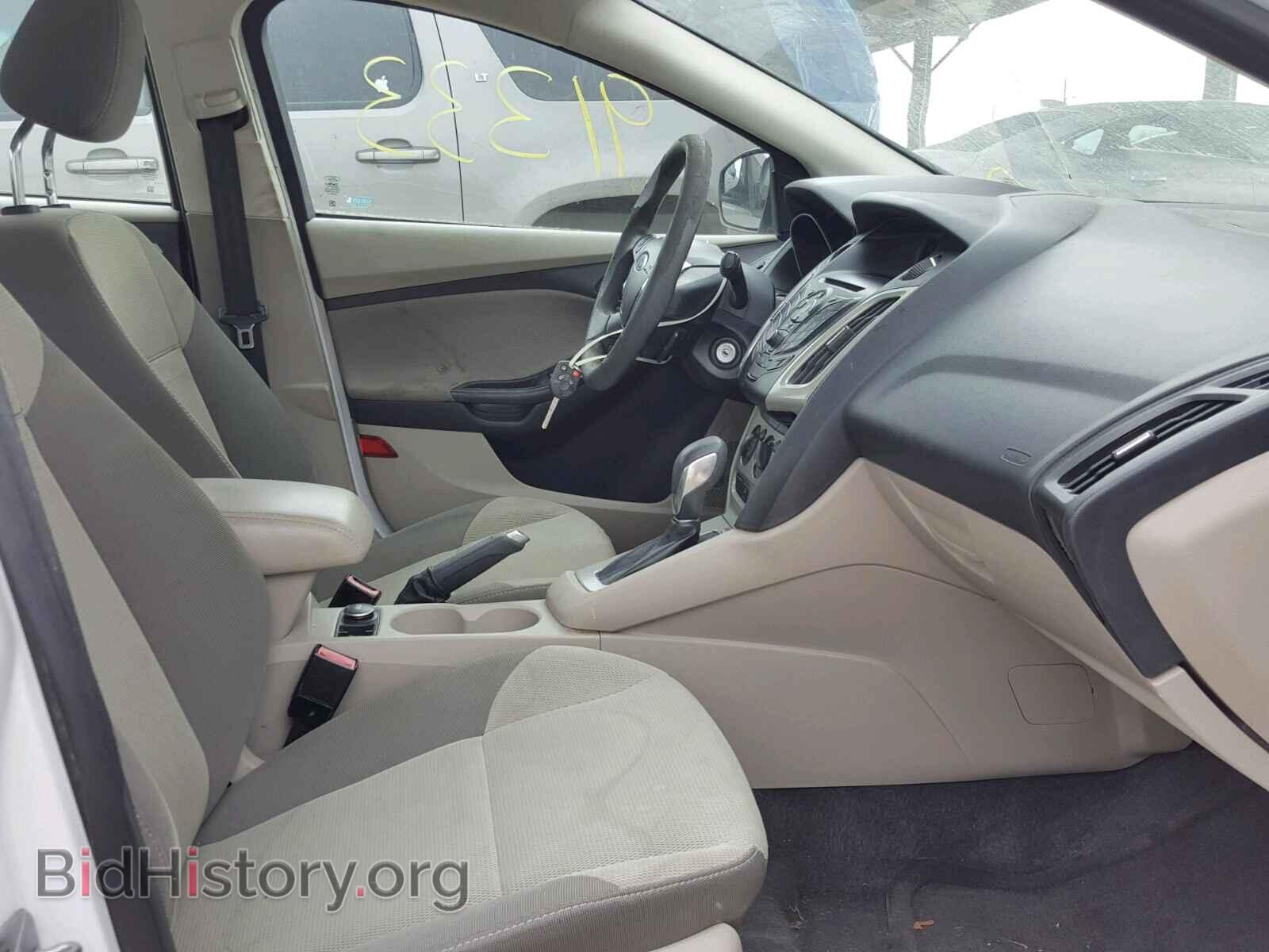 2012 FORD FOCUS - VIN: 1FAHP3F23CL220637 - Photo 5