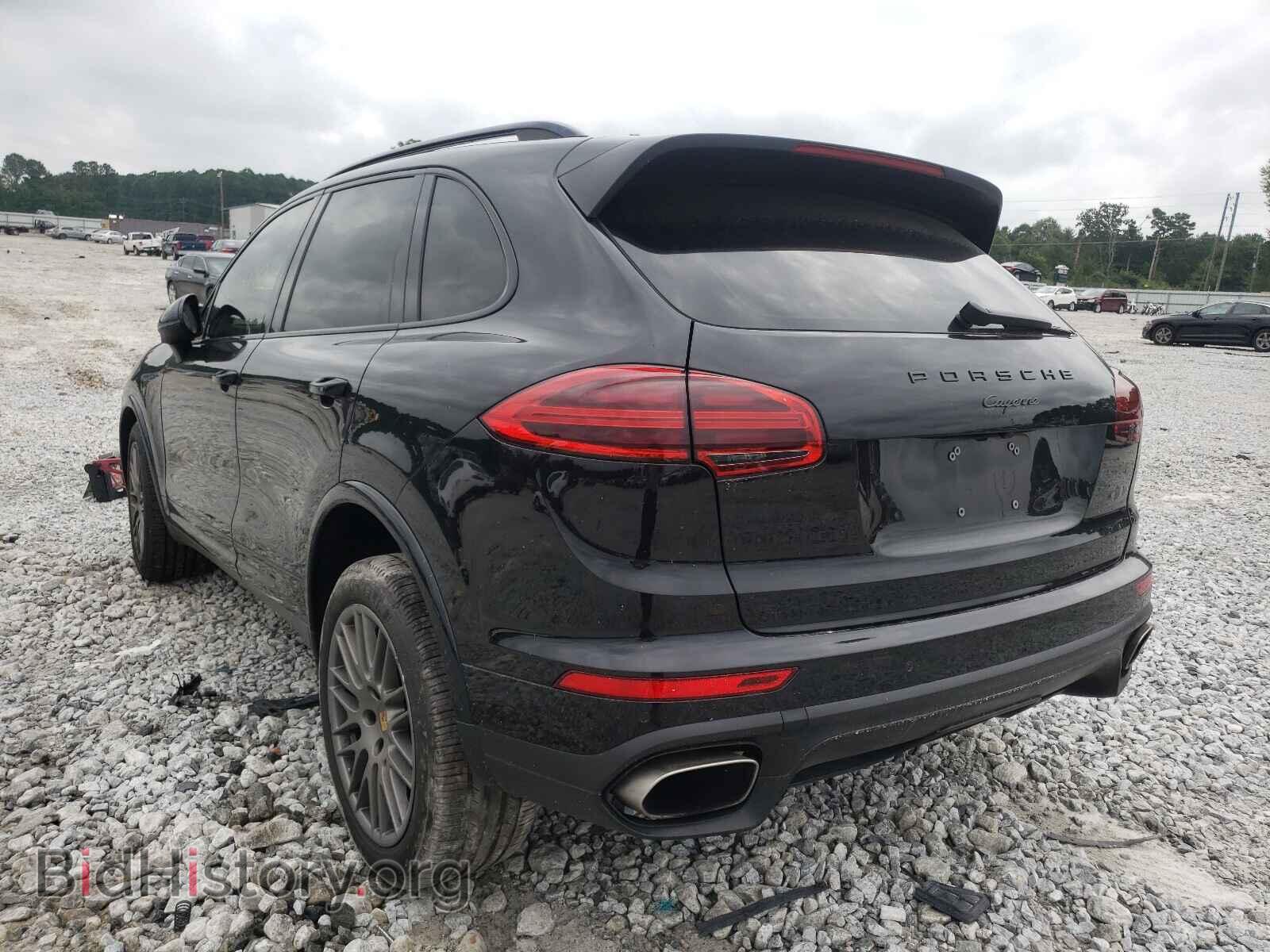 2017 PORSCHE CAYENNE - VIN: WP1AA2A26HKA86717 - Фото 3