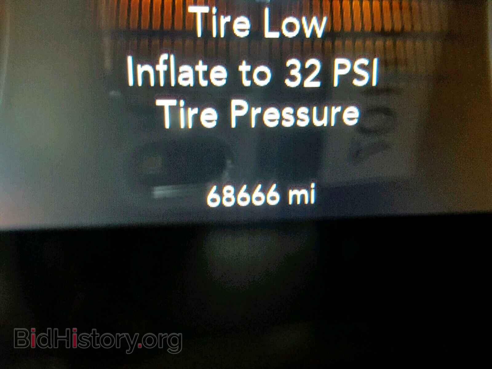 2015 DODGE CHALLENGER - VIN: 2C3CDZBG3FH715802 - Photo 8
