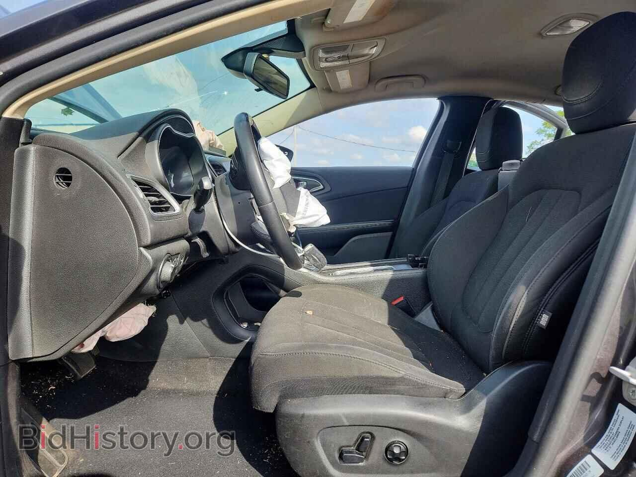 2016 CHRYSLER 200 - VIN: 1C3CCCAB3GN124013 - Photo 7