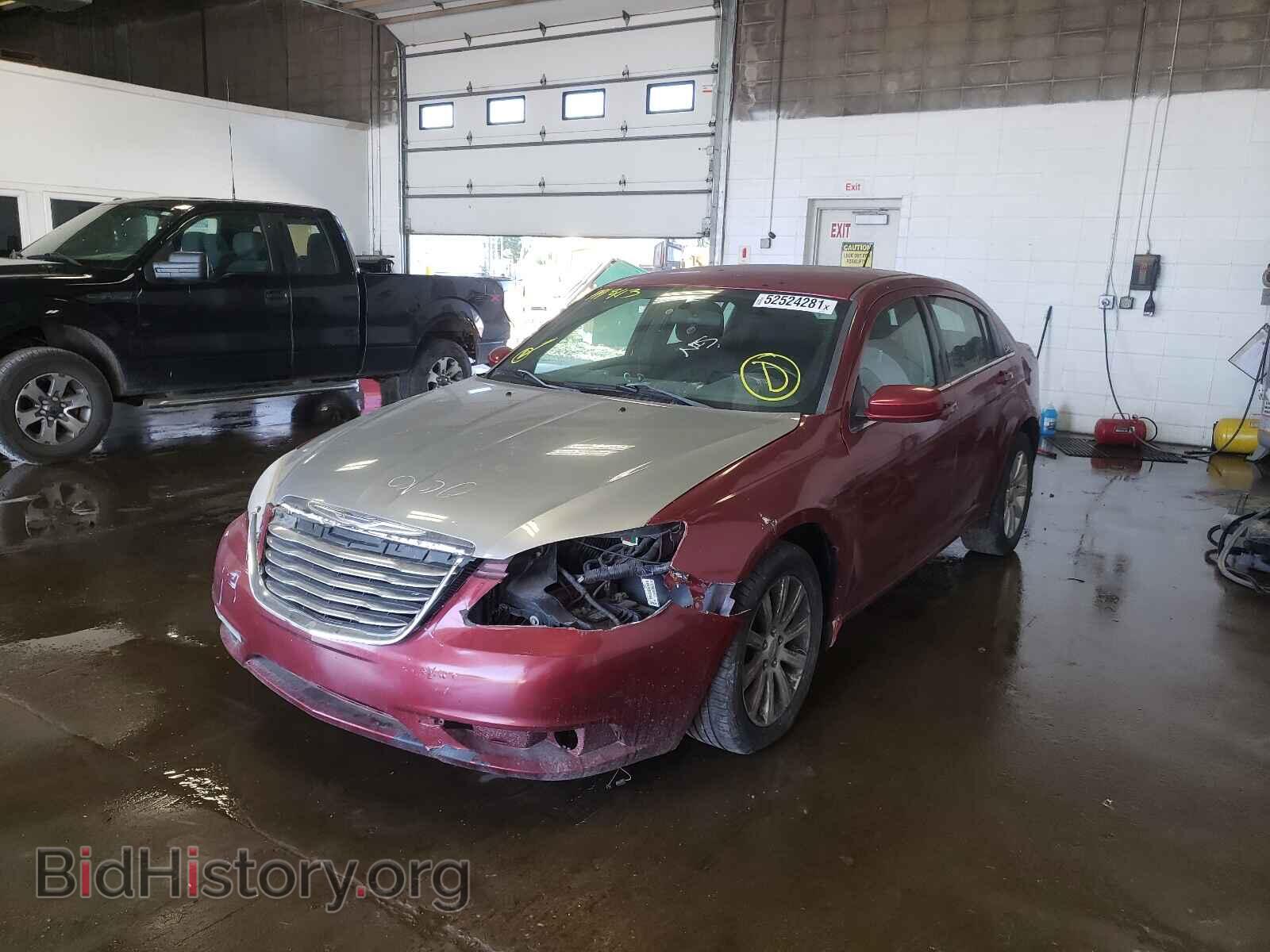 2012 CHRYSLER 200 - VIN: 1C3CCBBB2CN132154 - Фото 2