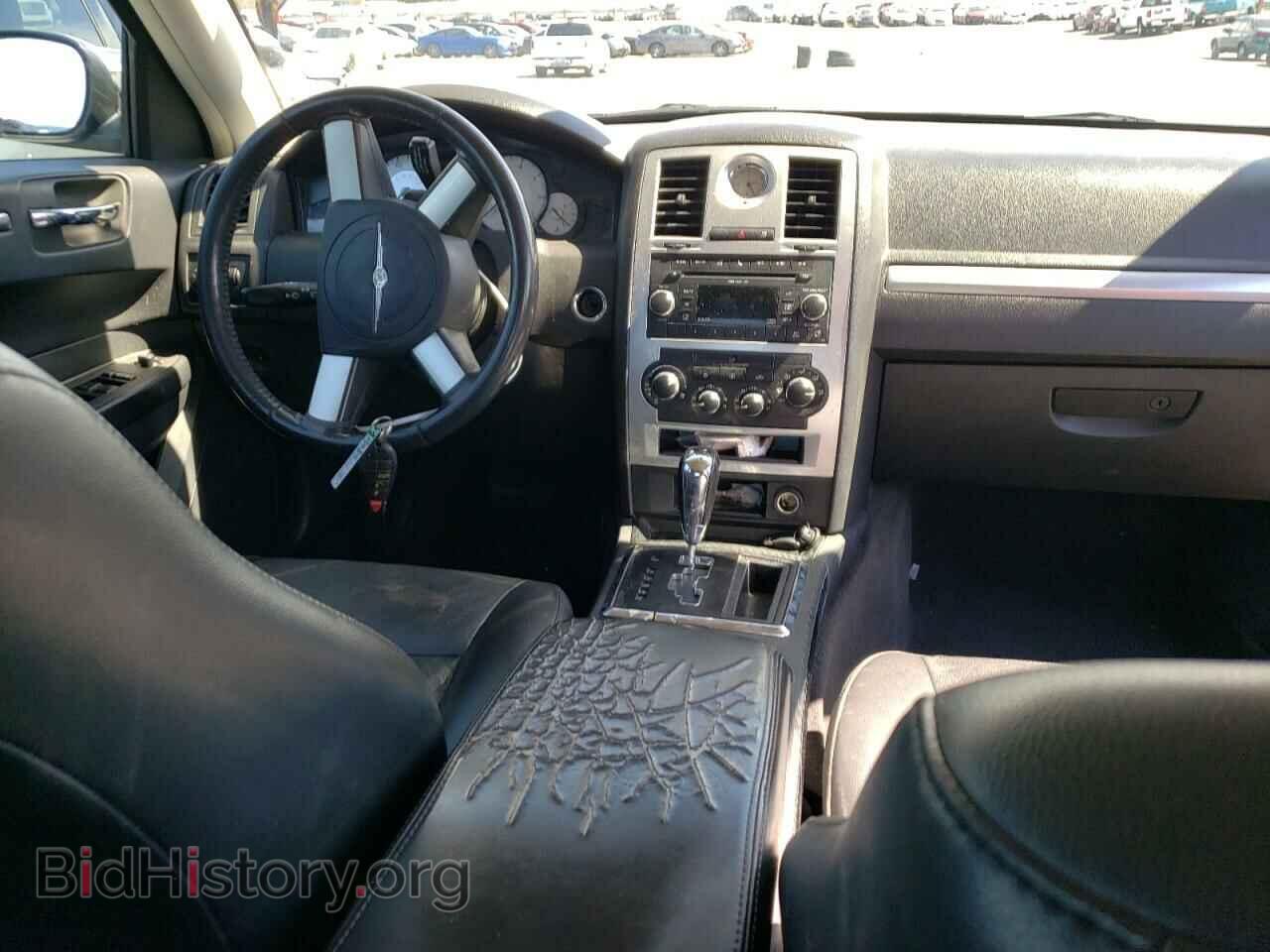 2010 CHRYSLER 300 - VIN: 2C3CA5CV5AH230486 - Фото 9