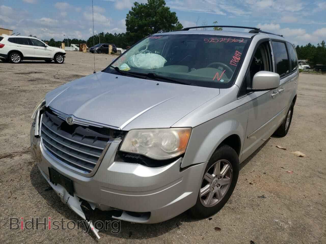 2010 CHRYSLER MINIVAN - VIN: 2A4RR5D13AR289096 - Фото 2