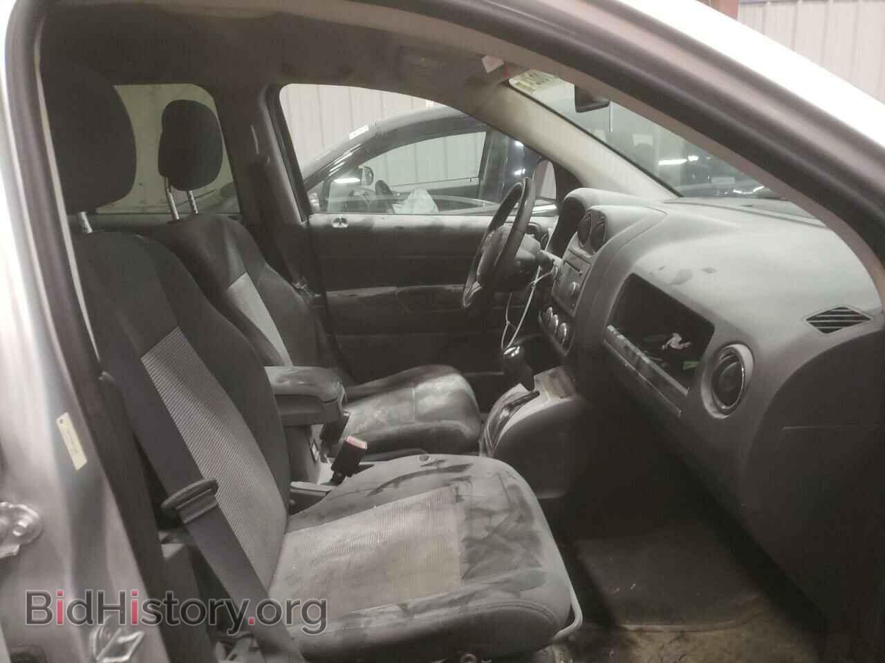 2011 JEEP COMPASS - VIN: 1J4NT1FA5BD213891 - Фото 5