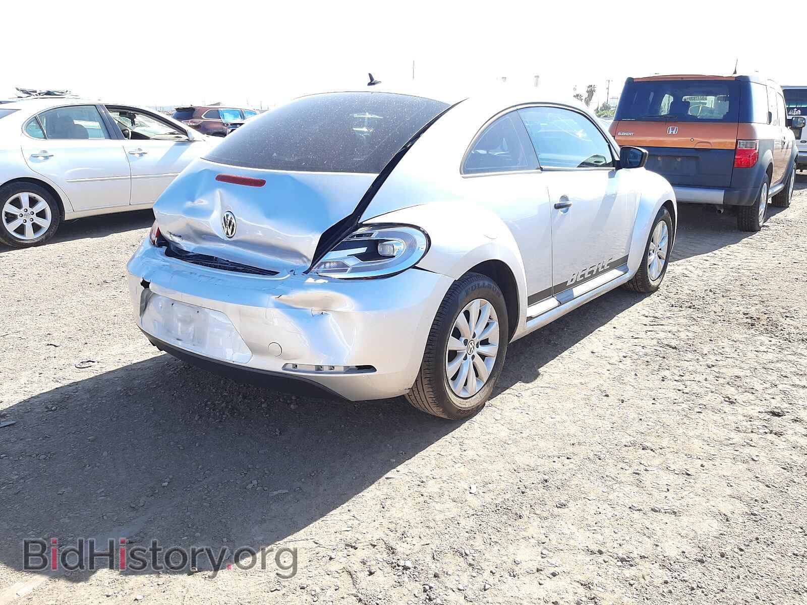 2014 VOLKSWAGEN BEETLE - VIN: 3VWF17AT1EM638901 - Фото 4