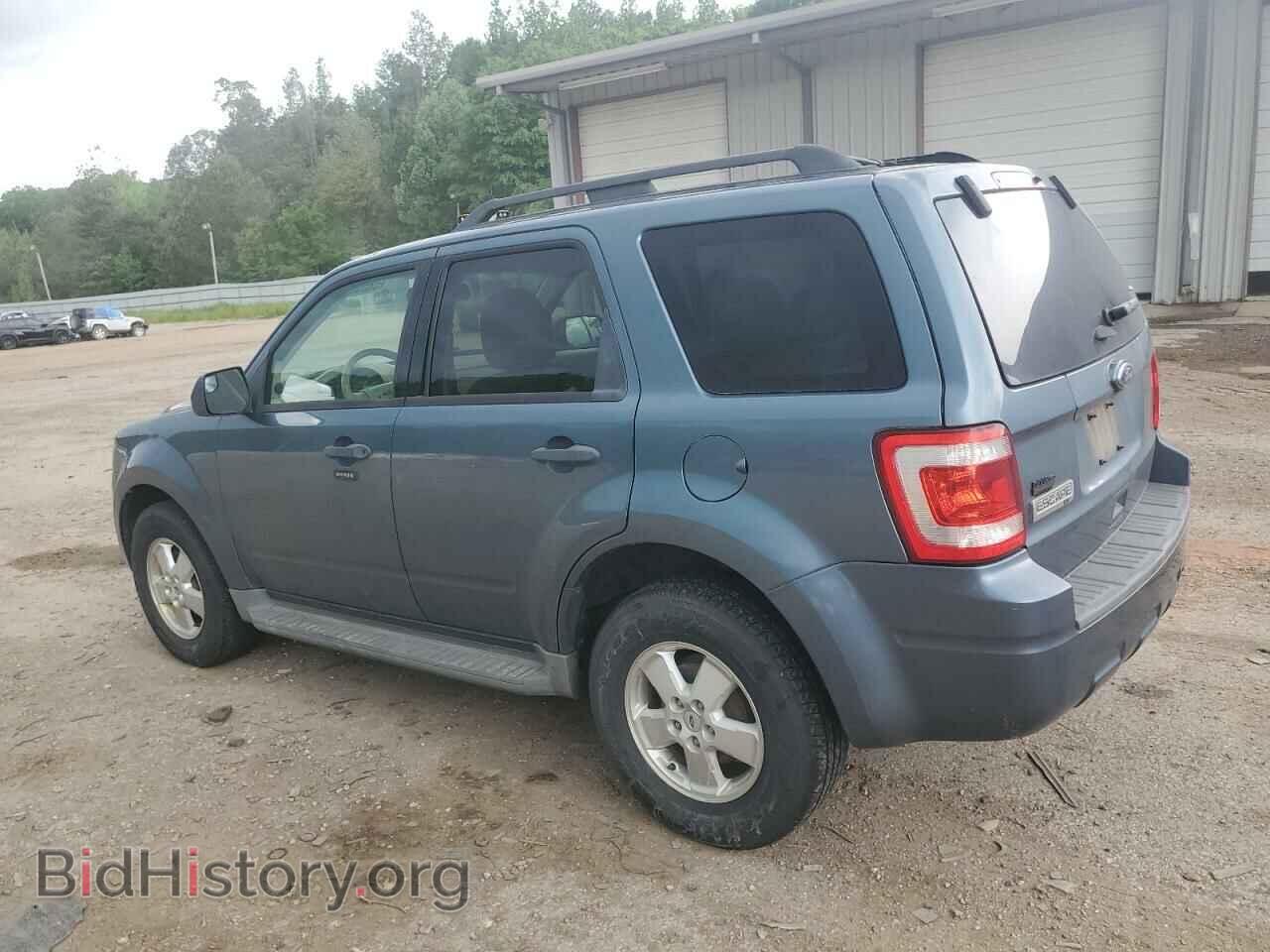 2011 FORD ESCAPE - VIN: 1FMCU0D72BKB82425 - Фото 2