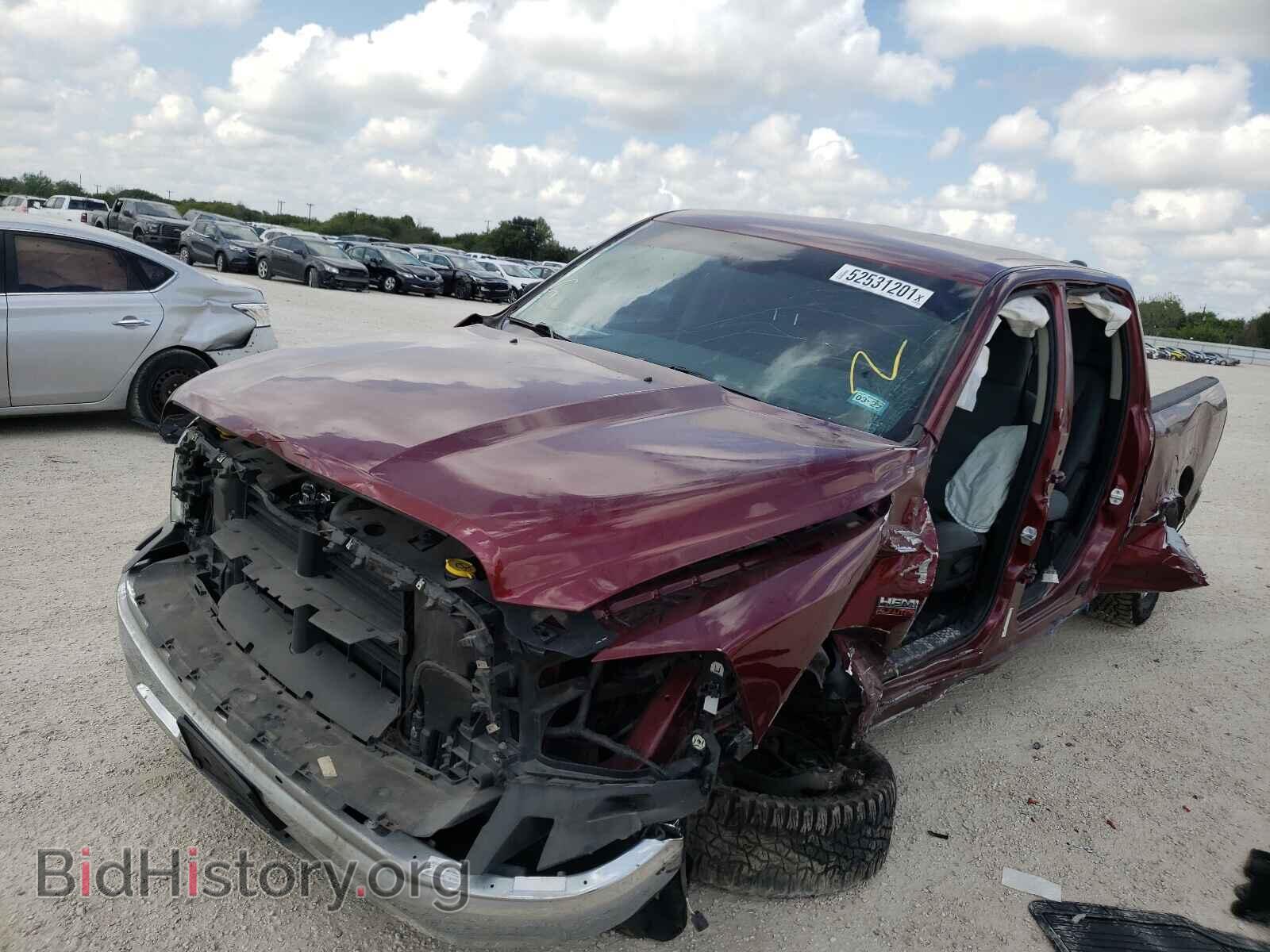 2019 RAM 1500 - VIN: 1C6RR6TT4KS712211 - Photo 2
