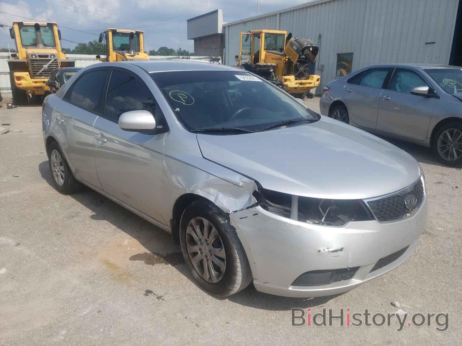 Photo KNAFT4A25C5636538 - KIA FORTE 2012