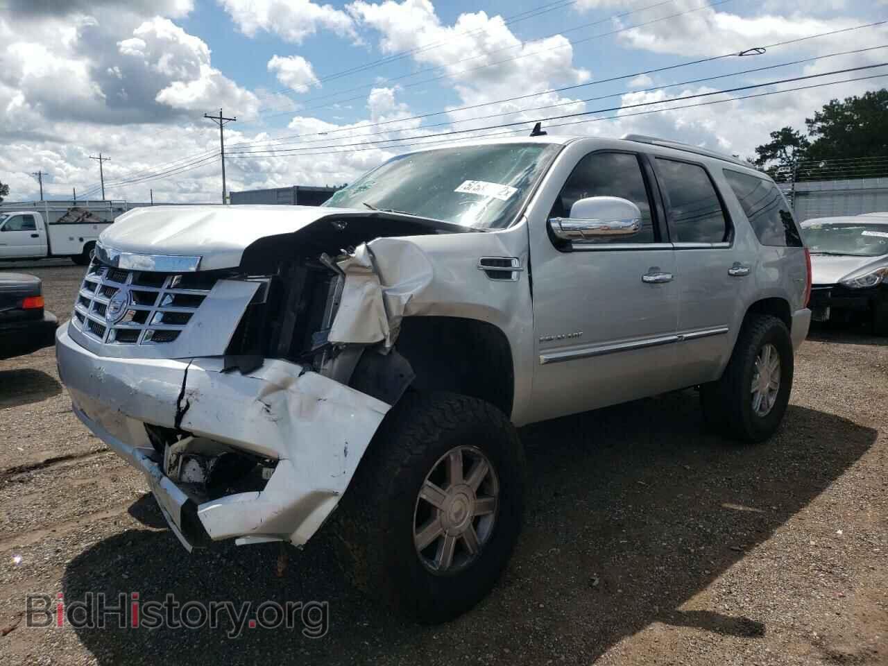 2011 CADILLAC ESCALADE - VIN: 1GYS3AEF6BR133664 - Фото 2