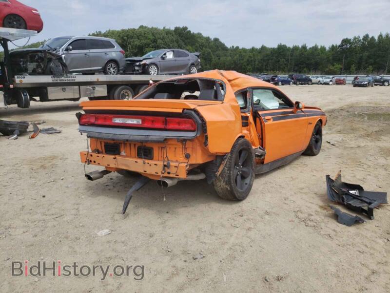 2014 Dodge CHALLENGER (VIN 2C3CDYBT9EH201877) — фото 4 из 10