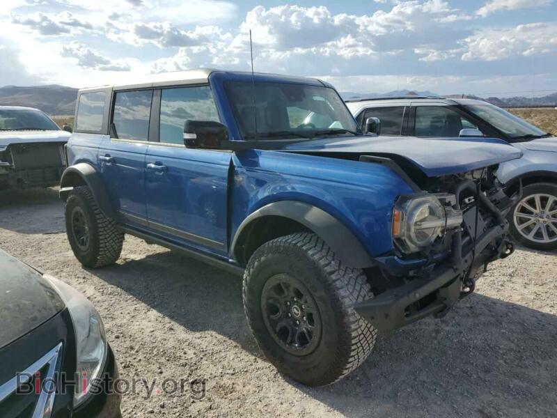 2021 Ford BRONCO (VIN 1FMEE5EP8MLA40305) — фото 4 из 12
